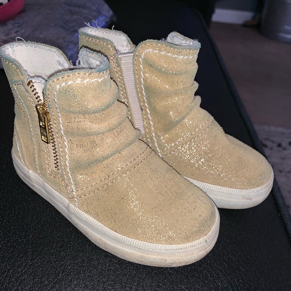 Sperry booties